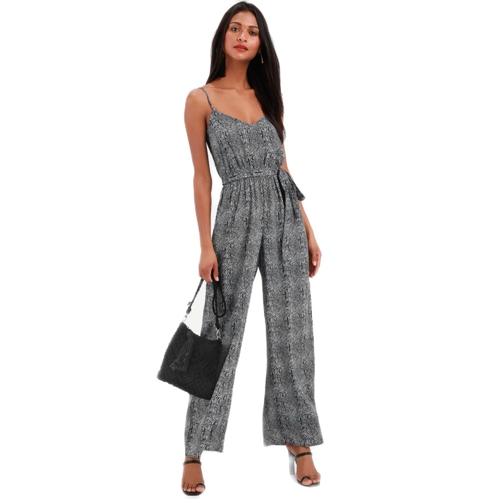 Lulus Liza Navy Blue Snake Print Sleeveless Jumpsuit Size Large